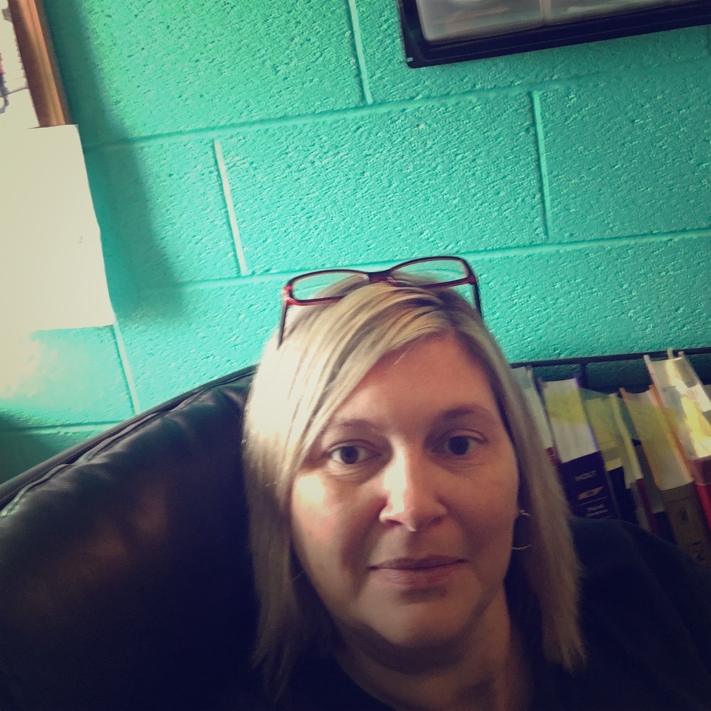 Meet your Posher, Alicia